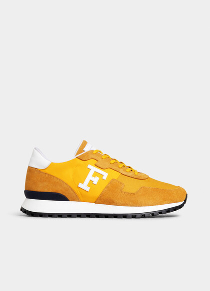 Suede Mono-colour Runner Sneaker